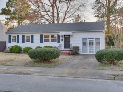 property image for 104 Clemwood Parkway HAMPTON VA 23669