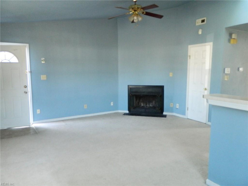 Photo 10 of 19 residential for sale in Chesapeake virginia Photo 10 of 19 residential for sale in Chesapeake virginia