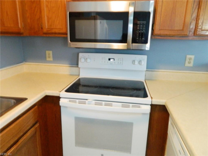 Photo 3 of 19 residential for sale in Chesapeake virginia Photo 3 of 19 residential for sale in Chesapeake virginia