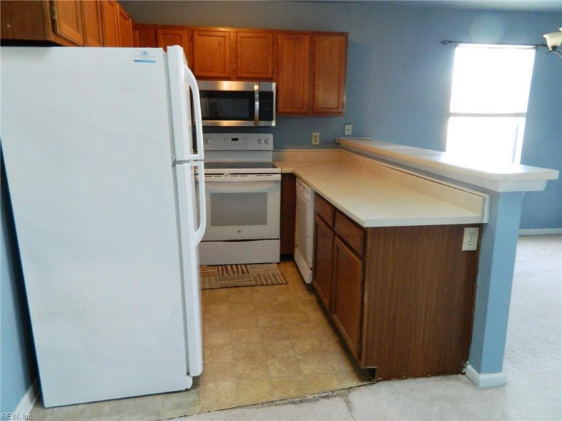 Photo 4 of 19 residential for sale in Chesapeake virginia Photo 4 of 19 residential for sale in Chesapeake virginia