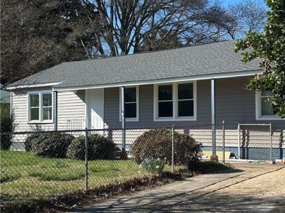 property image for 4 Greenwood Drive HAMPTON VA 23666