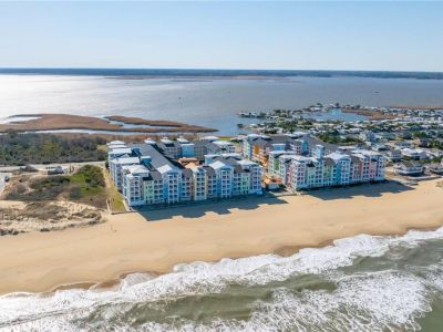 property image for 3738 Sandpiper Road VIRGINIA BEACH VA 23456