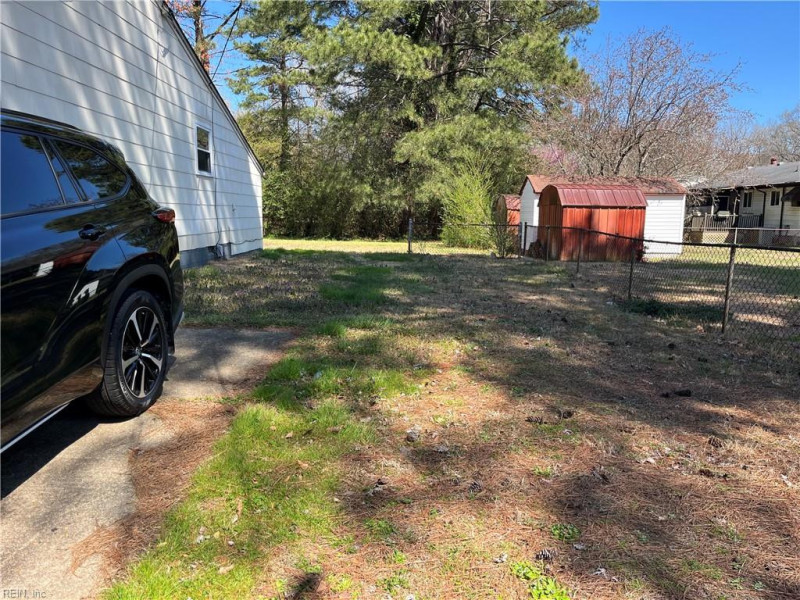 Photo 18 of 21 residential for sale in Chesapeake virginia Photo 18 of 21 residential for sale in Chesapeake virginia
