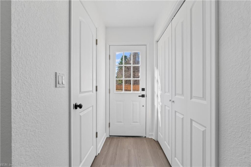 Photo 12 of 34 residential for sale in Chesapeake virginia Photo 12 of 34 residential for sale in Chesapeake virginia