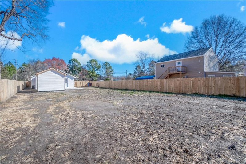 Photo 32 of 34 residential for sale in Chesapeake virginia Photo 32 of 34 residential for sale in Chesapeake virginia