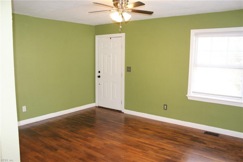 Photo 3 of 24 residential for sale in Hampton virginia Photo 3 of 24 residential for sale in Hampton virginia