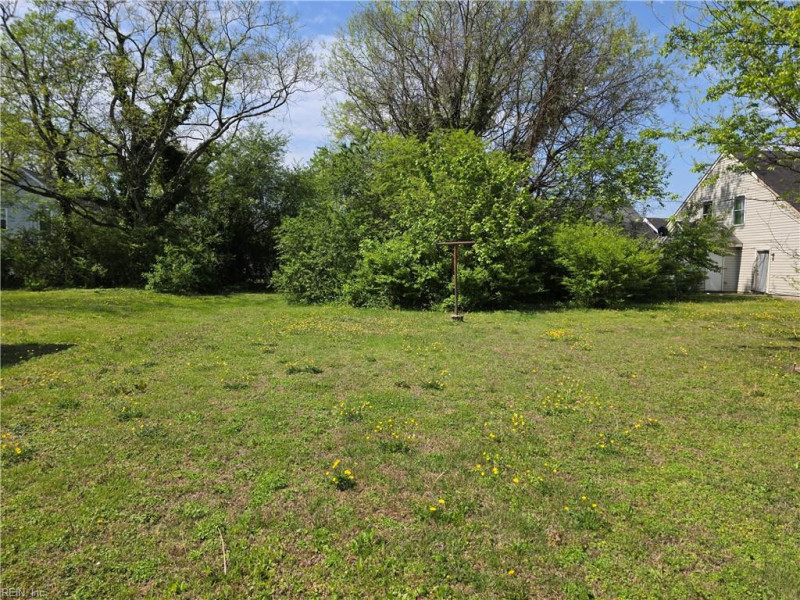 Photo 6 of 11 residential for sale in Suffolk virginia Photo 6 of 11 residential for sale in Suffolk virginia