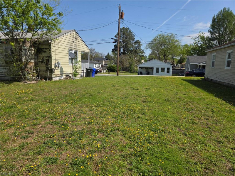 Photo 8 of 11 residential for sale in Suffolk virginia Photo 8 of 11 residential for sale in Suffolk virginia