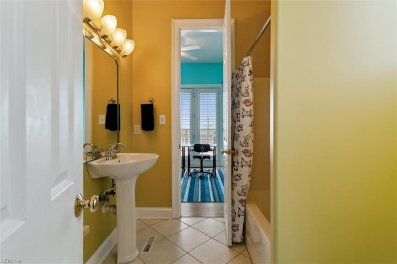 Photo 21 of 50 residential for sale in Hampton virginia Photo 21 of 50 residential for sale in Hampton virginia
