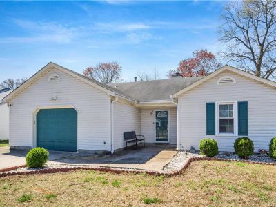 property image for 743 Michelle Drive NEWPORT NEWS VA 23601