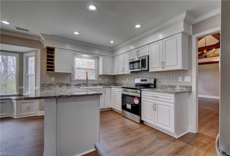 Photo 8 of 36 residential for sale in Chesapeake virginia Photo 8 of 36 residential for sale in Chesapeake virginia