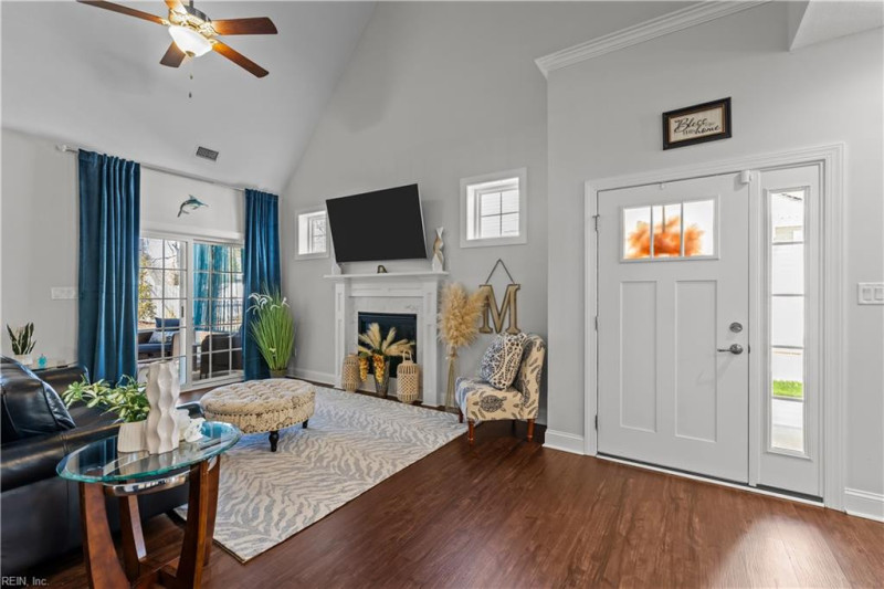 Photo 6 of 50 residential for sale in Chesapeake virginia Photo 6 of 50 residential for sale in Chesapeake virginia