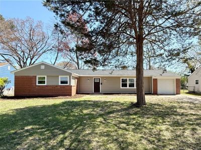 property image for 420 KINGS POINT Court VIRGINIA BEACH VA 23452