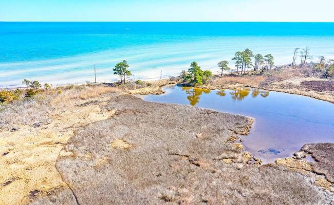 321 & 901 Bay Tree Beach Road, York County, VA 23696