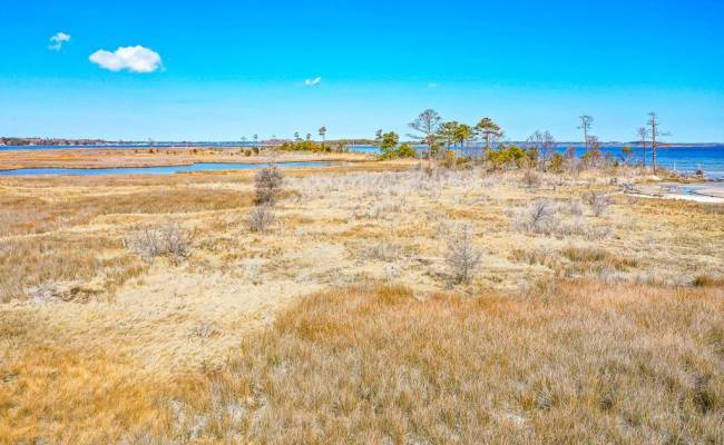 321 & 901 Bay Tree Beach Road, York County, VA 23696