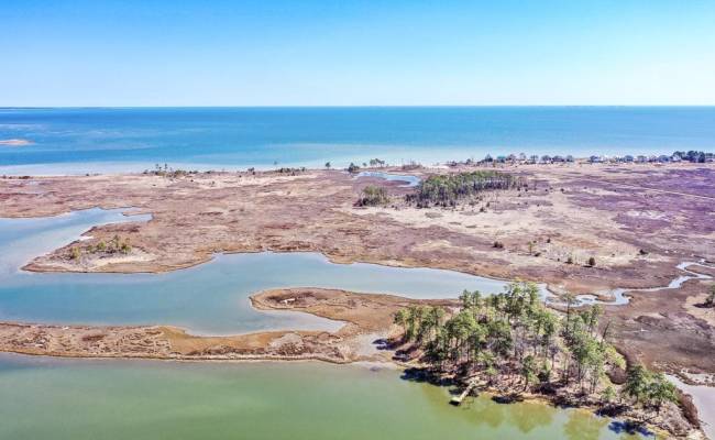 321 & 901 Bay Tree Beach Road, York County, VA 23696