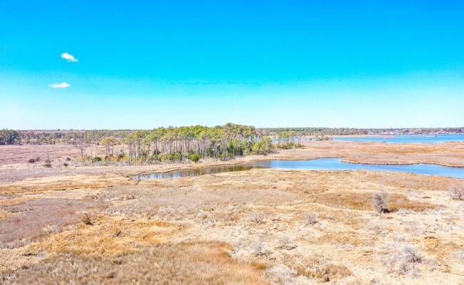 321 & 901 Bay Tree Beach Road, York County, VA 23696