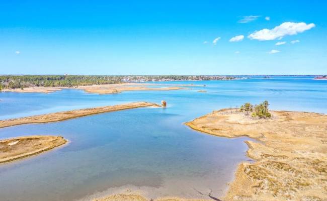 321 & 901 Bay Tree Beach Road, York County, VA 23696