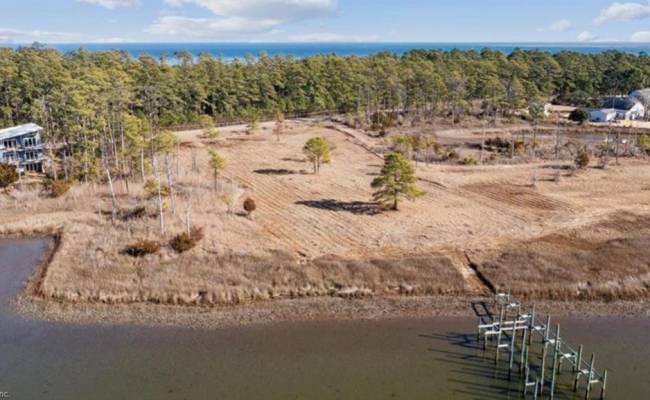 408 York Point Road, York County, VA 23696