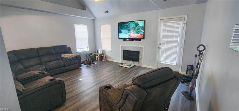Photo 11 of 31 residential for sale in Portsmouth virginia Photo 11 of 31 residential for sale in Portsmouth virginia