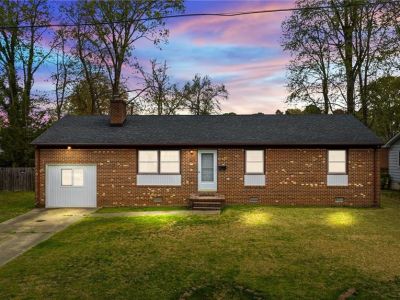 property image for 168 Bret Harte Drive NEWPORT NEWS VA 23602