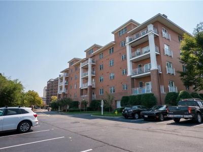 property image for 301 Brooke Avenue NORFOLK VA 23510