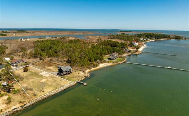 1754 Jenkins Neck Road, Gloucester County, VA 23072