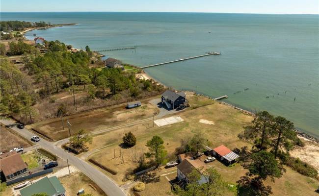 1754 Jenkins Neck Road, Gloucester County, VA 23072
