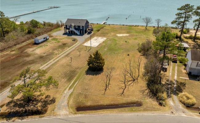 1754 Jenkins Neck Road, Gloucester County, VA 23072