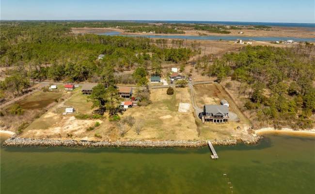 1754 Jenkins Neck Road, Gloucester County, VA 23072