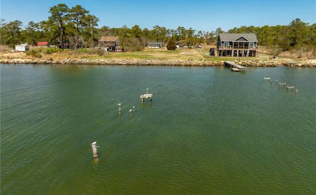 1754 Jenkins Neck Road, Gloucester County, VA 23072