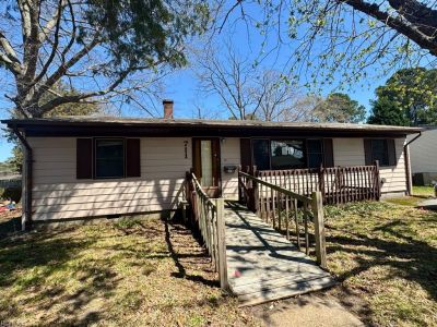 property image for 711 Sparrow Road CHESAPEAKE VA 23325