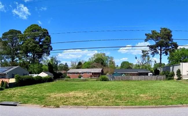 727 Willow Drive, Newport News, VA 23605