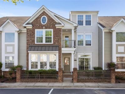 property image for 8120 Lee Hall Avenue SUFFOLK VA 23435