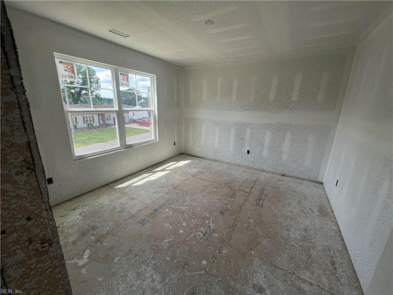 Photo 2 of 17 residential for sale in Portsmouth virginia Photo 2 of 17 residential for sale in Portsmouth virginia