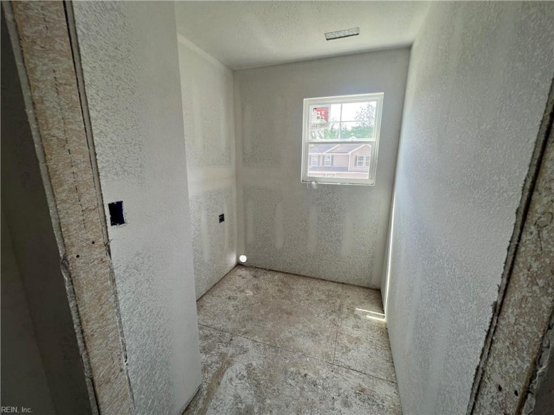 Photo 4 of 17 residential for sale in Portsmouth virginia Photo 4 of 17 residential for sale in Portsmouth virginia