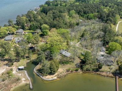 property image for 5556 Roanes Wharf Road GLOUCESTER COUNTY VA 23061