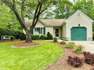 property image for 705 Emerald Court NEWPORT NEWS VA 23608