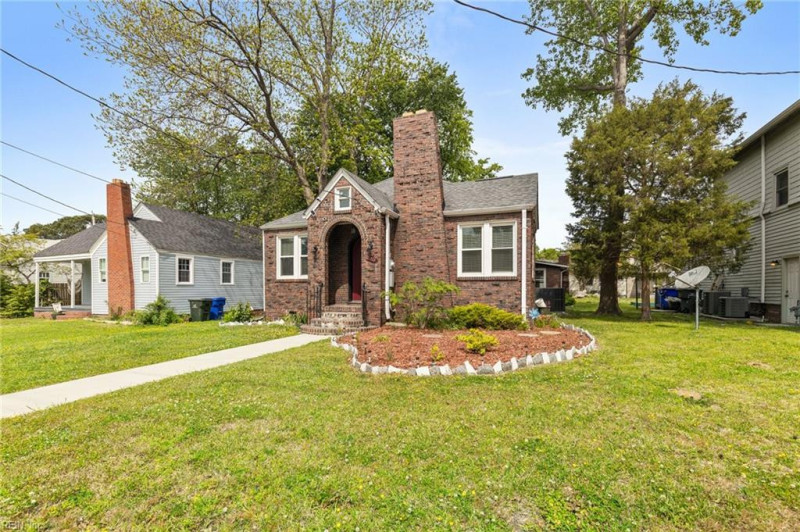 Photo 3 of 28 residential for sale in Norfolk virginia Photo 3 of 28 residential for sale in Norfolk virginia