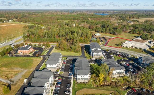 1+ AC HILLPOINT Drive, Suffolk, VA 23434