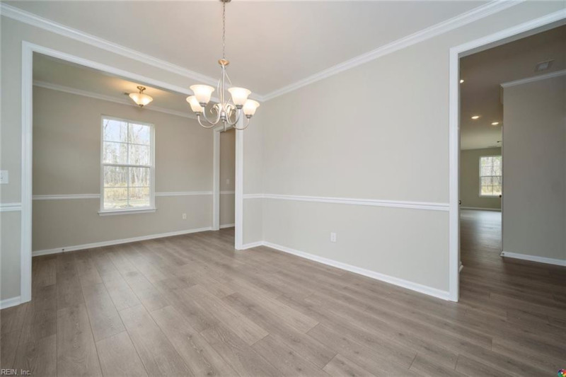 Photo 10 of 50 residential for sale in Chesapeake virginia