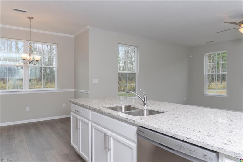 Photo 20 of 50 residential for sale in Chesapeake virginia