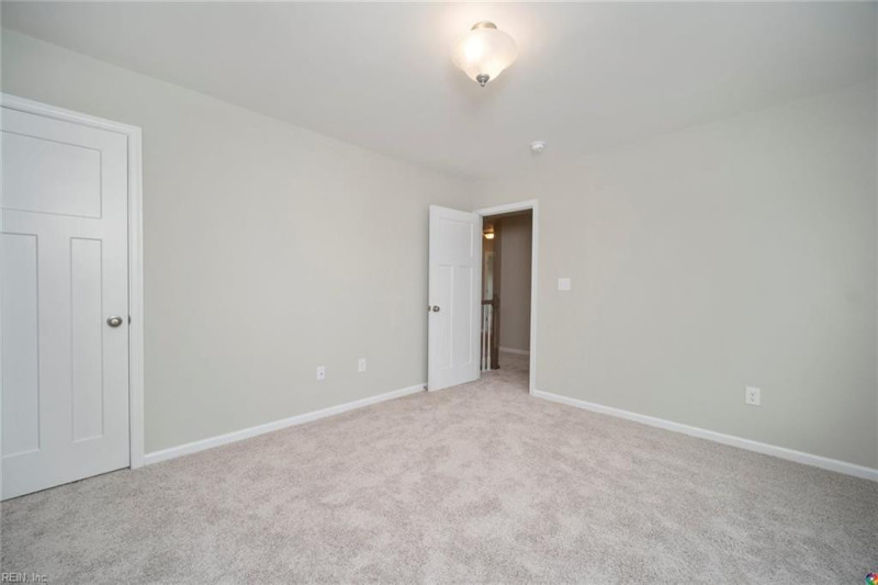 Photo 30 of 50 residential for sale in Chesapeake virginia