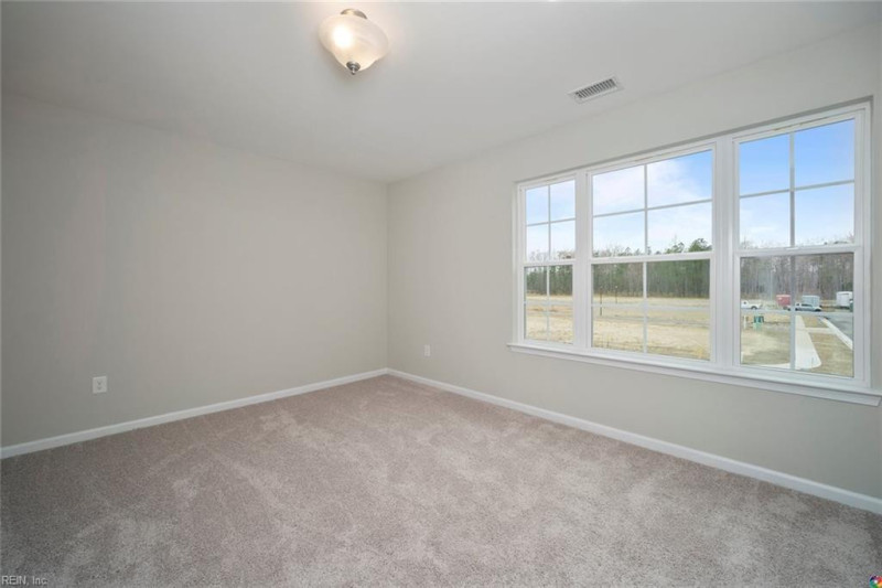 Photo 32 of 50 residential for sale in Chesapeake virginia