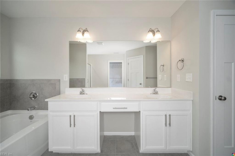 Photo 44 of 50 residential for sale in Chesapeake virginia