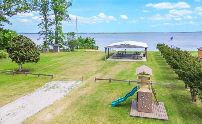 313 GOV EDEN HOUSE Road, Bertie County, NC 27957