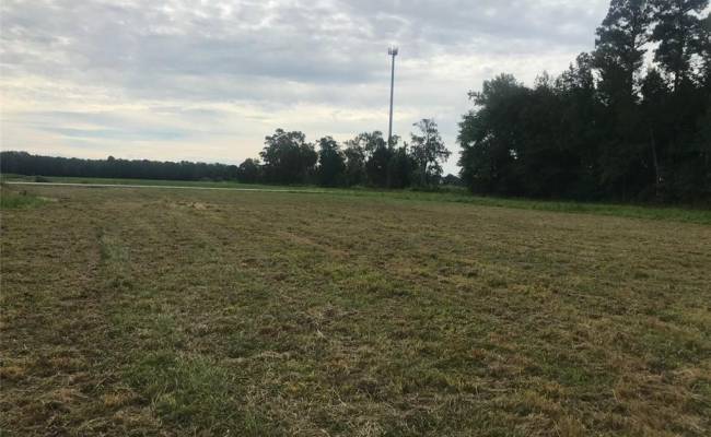 4 Court Street, Isle of Wight County, VA 23487