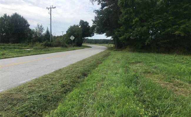 3 Court Street, Isle of Wight County, VA 23487