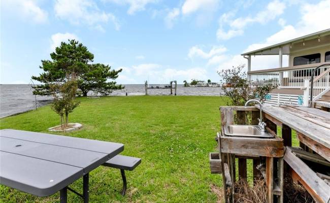 3665 Sandpiper Road, Virginia Beach, VA 23456