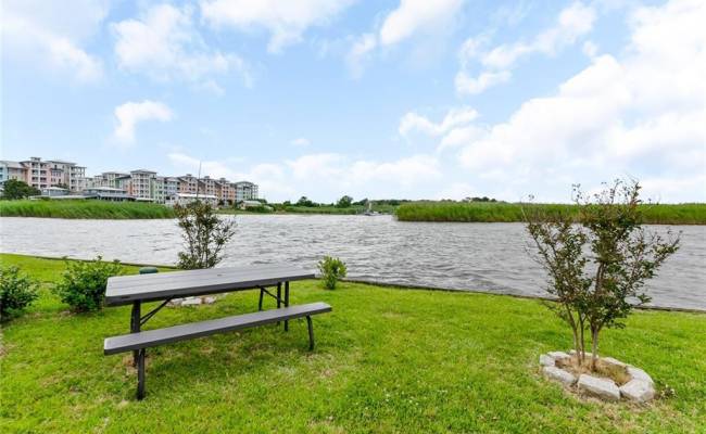 3665 Sandpiper Road, Virginia Beach, VA 23456